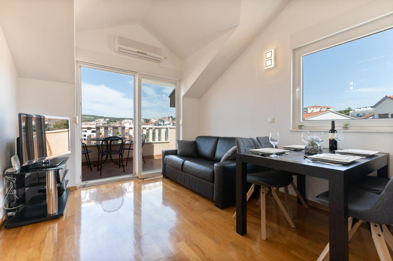 Dalmatia Apartments Ciovo Трогир Екстериор снимка