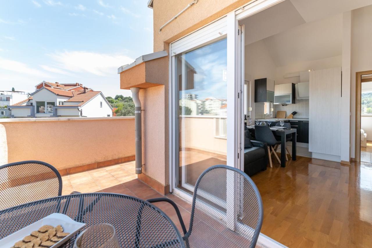 Dalmatia Apartments Ciovo Трогир Екстериор снимка