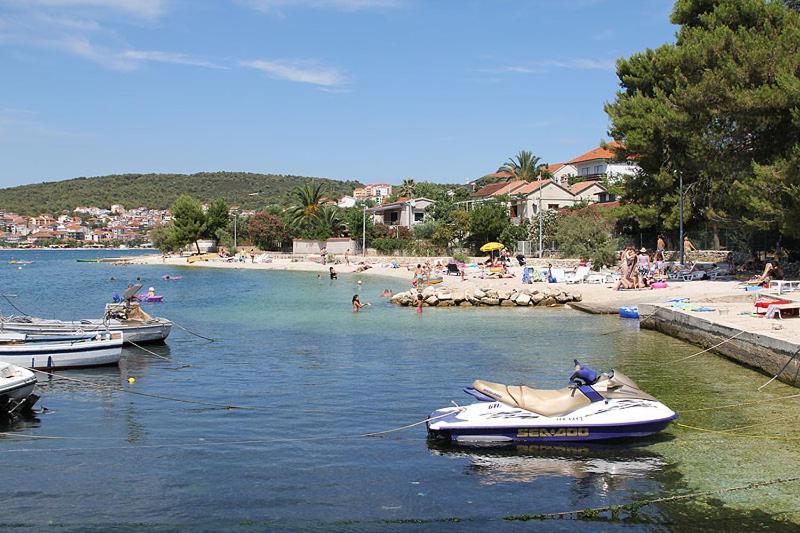 Dalmatia Apartments Ciovo Трогир Екстериор снимка